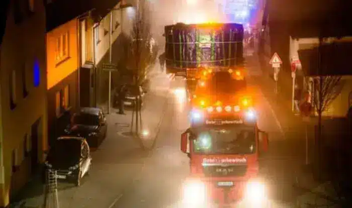 Équipement de forage lourd pour tunnel en cours de transport